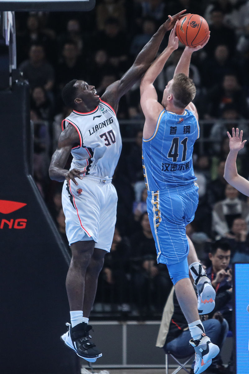 关于鹈鹕轻取美国男篮，戈贝尔一己之力扛起全队的信息