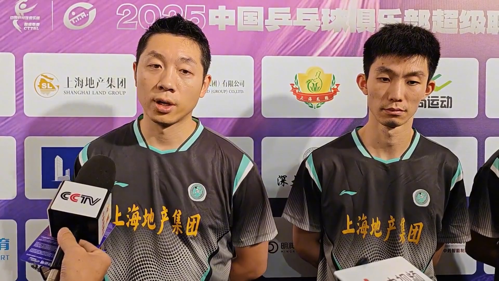 包含英国乒乓球队力克日本乒乓球队，许昕送出助攻的词条