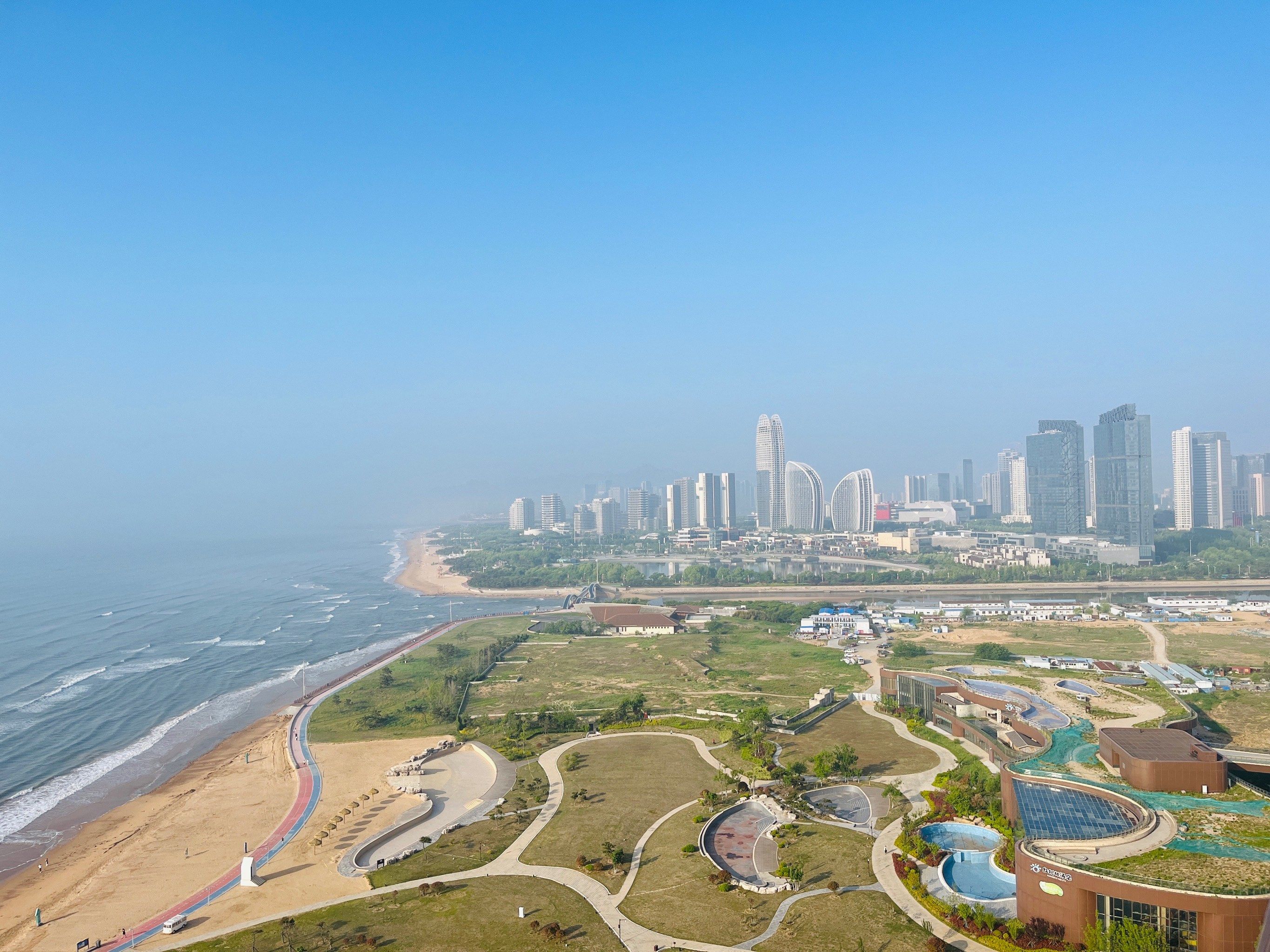 关于青岛红树林客场2-0拿下洪泽湖月牙的信息