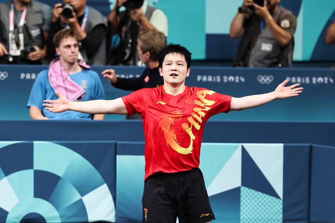 包含瑞典国家队先失一球成功逆转，夺得关键胜利的词条