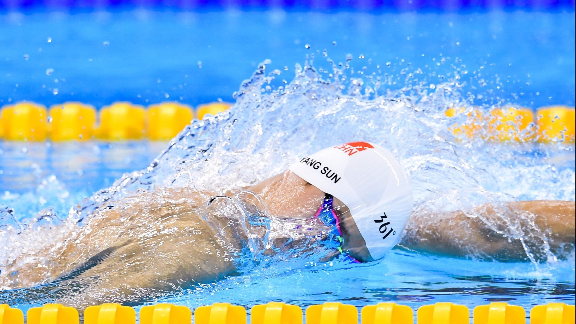 阿尔瓦雷斯单骑破阵，墨西哥碾压式战术彻底击溃瑞典防线