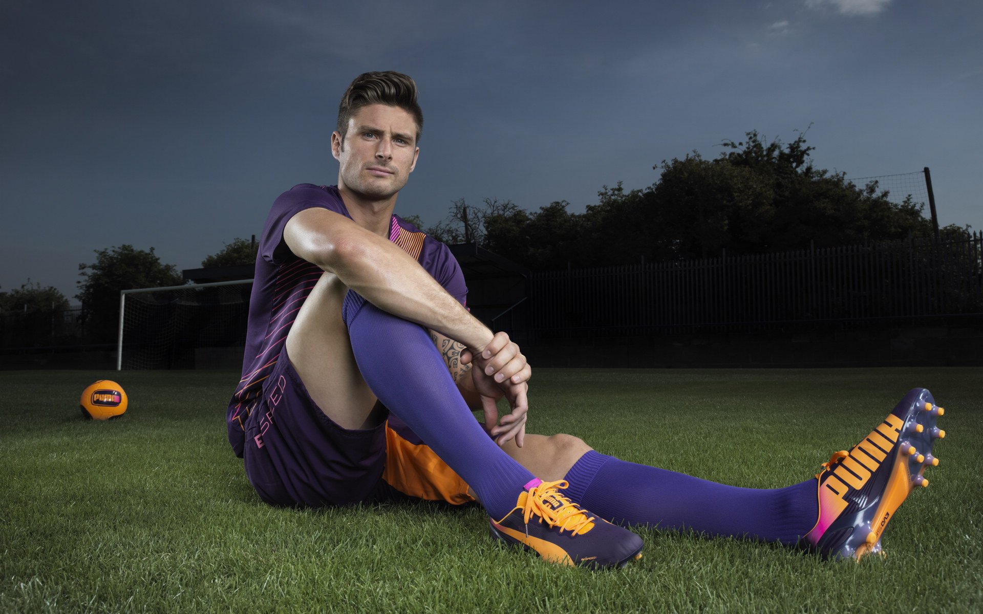 拜仁收割德国，苏亚雷斯如何成为国家德比的关键先生