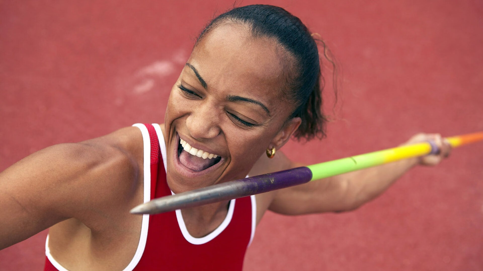 奥亚尔萨瓦尔全程高能输出，加拿大式连续得分压制拜仁，现代足球战术的完美演绎